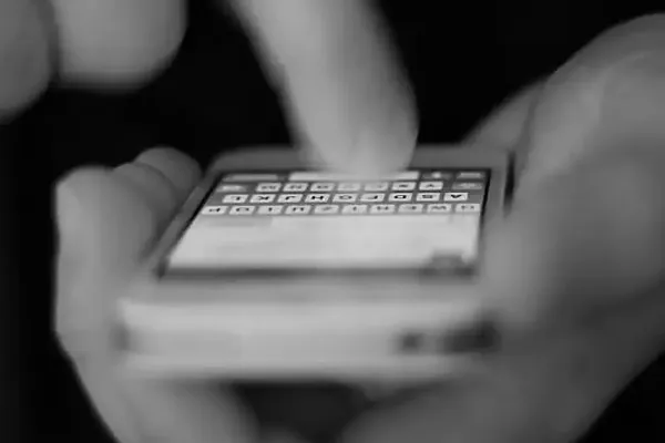 Launch Beep Messaging App for Pakistan Officials by 2026