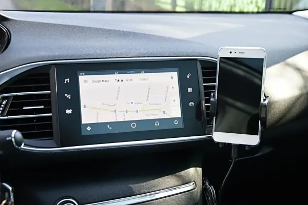 Google Removes GameSnacks from Android Auto