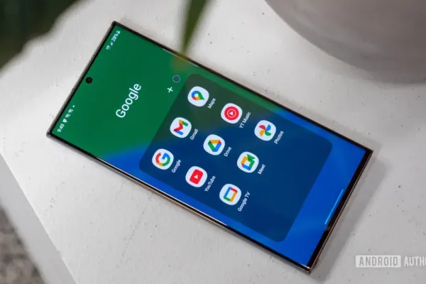 Key Google Apps Enhance Samsung Phone Experience