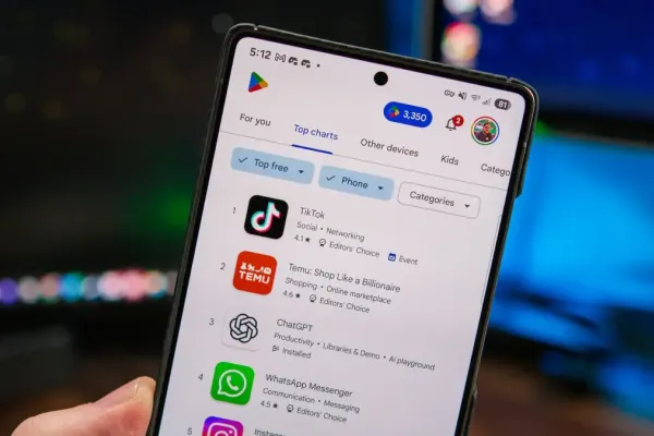 Generative AI Reshapes Smartphone App Ecosystem