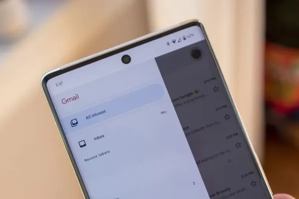 Gemini Introduces Email Summary Cards to Gmail on Mobile