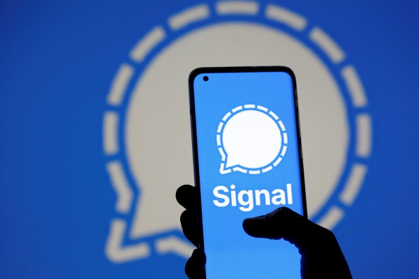 Russia Blocks Signal App Over Anti-Terrorism Law Violations
