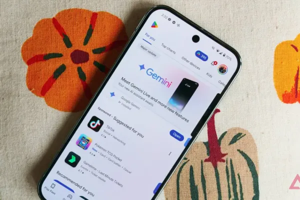 Google Play Store Introduces AI-Summarized Reviews