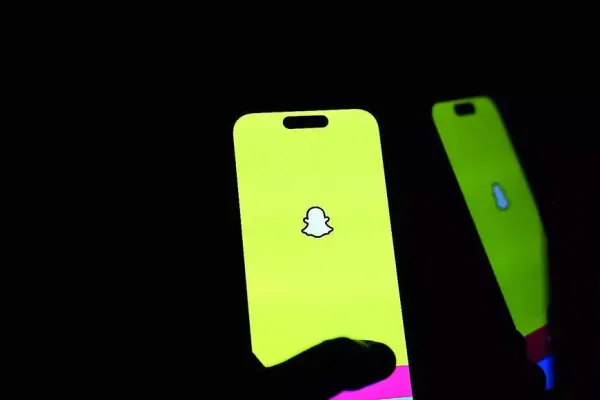 Russia Blocks Snapchat, Limits FaceTime Over Security Concerns