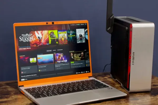 Valve Delivers Steam Machine for Living Room Gaming