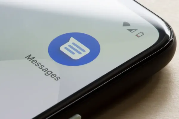 Google Messages Adds Warnings for Sensitive Content