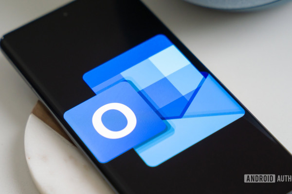 Outlook Offers Enhanced Productivity Features for Users